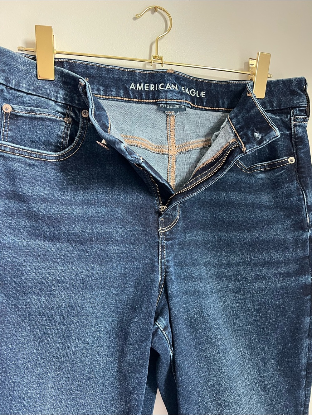 American Eagle | Next Level Stretch Curvy Super High-Rise Flare Dark Wash Sz 14 - Picture 3 of 13